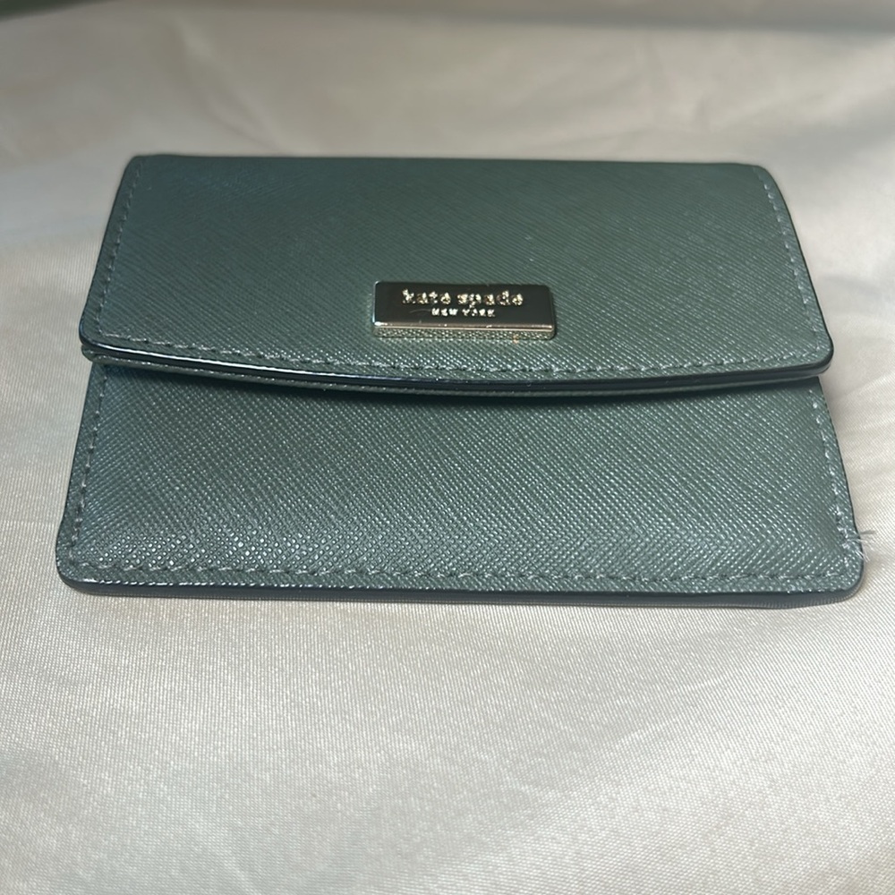 Kate Spade Petty Laurel Way Wallet - Picture 10 of 11